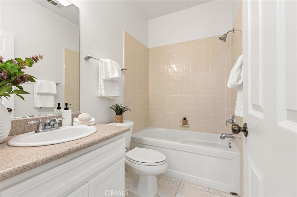 152 Treehouse Irvine, CA 92603 - Photo 17 of 71