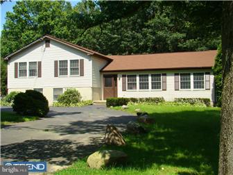 227 Hartford Road Mount Laurel, NJ 08054 - Photo 1 of 11 Gallery Image 1