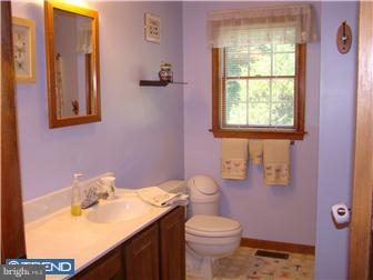 227 Hartford Road Mount Laurel, NJ 08054 - Photo 9 of 11 Gallery Image 9