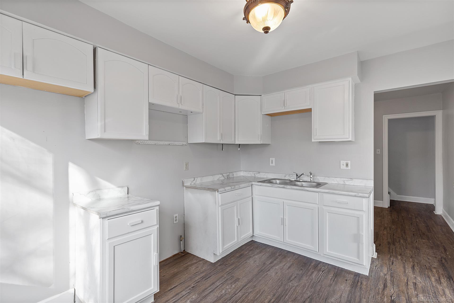 16154 Burt Road Detroit, MI 48219 - Photo 16 of 29 50136311-22166B7A-FF09-47F6-BB6D-142561EBB1D4.JPG