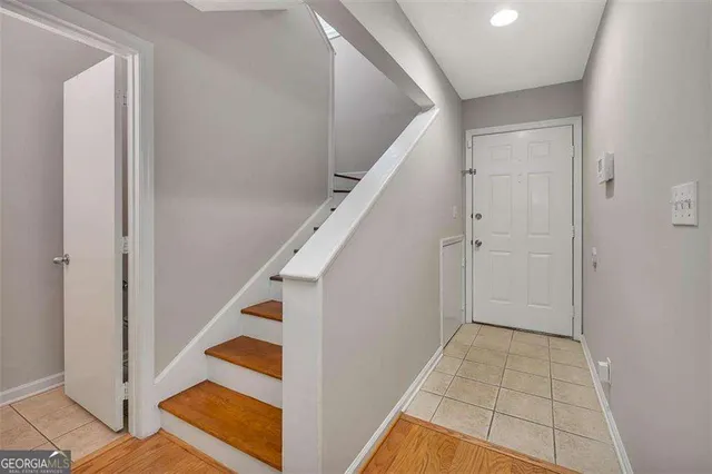 $350,000 | 122 South Island Square Drive, St. Simons, GA 31522