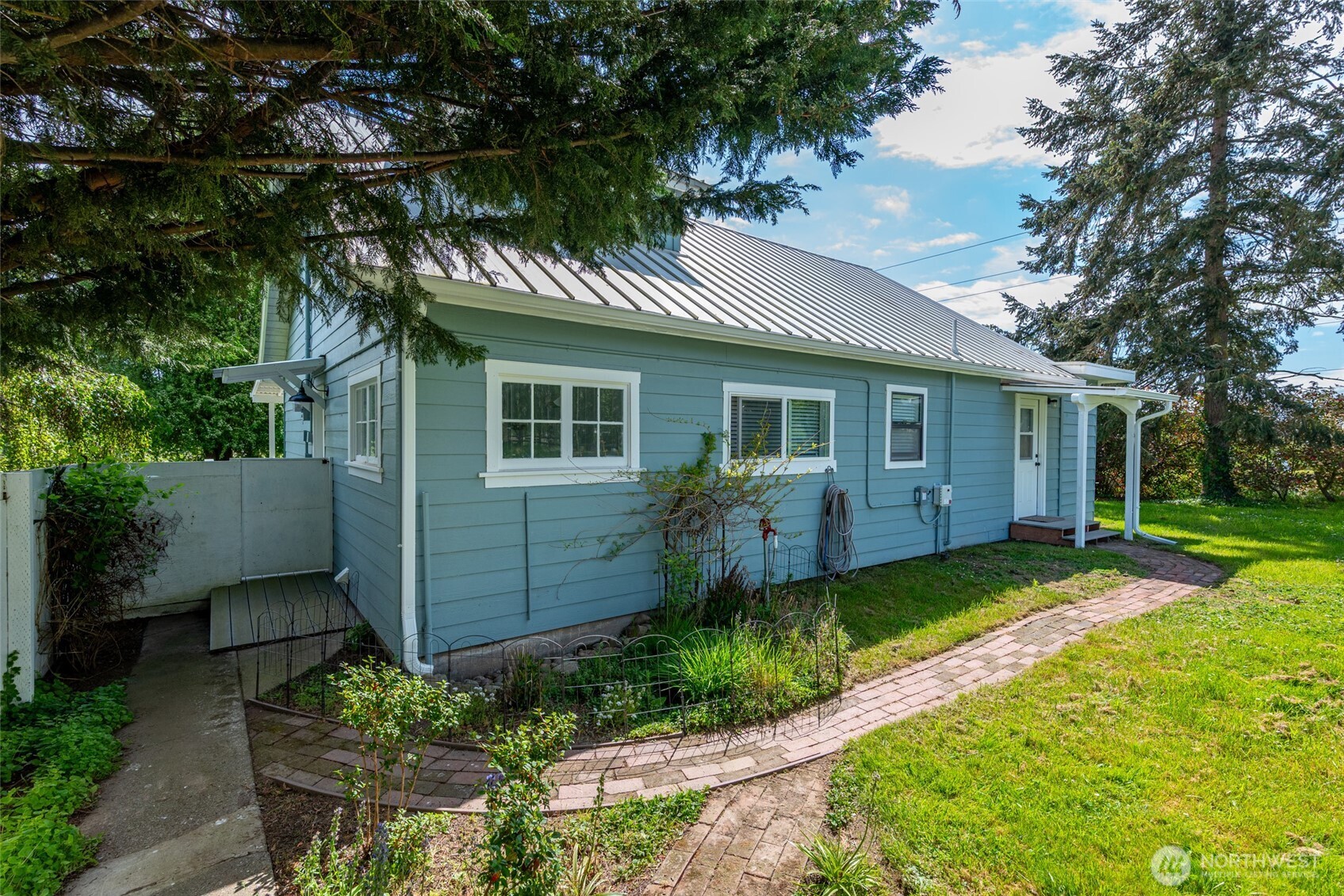 5392 Shore Meadow Road Freeland, WA 98249 - Photo 37 of 40