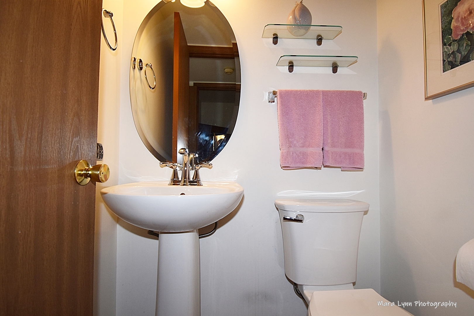 292 Cane Garden Circle Aurora, IL 60504 - Photo 34 of 44 a bathroom with a toilet sink and mirror