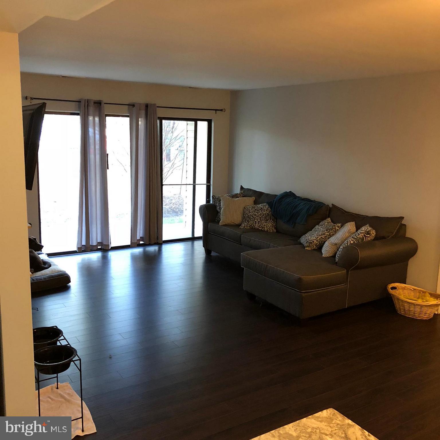 2574 Riva Road, Unit 4A Annapolis, MD 21401 - Photo 3 of 7 Living area