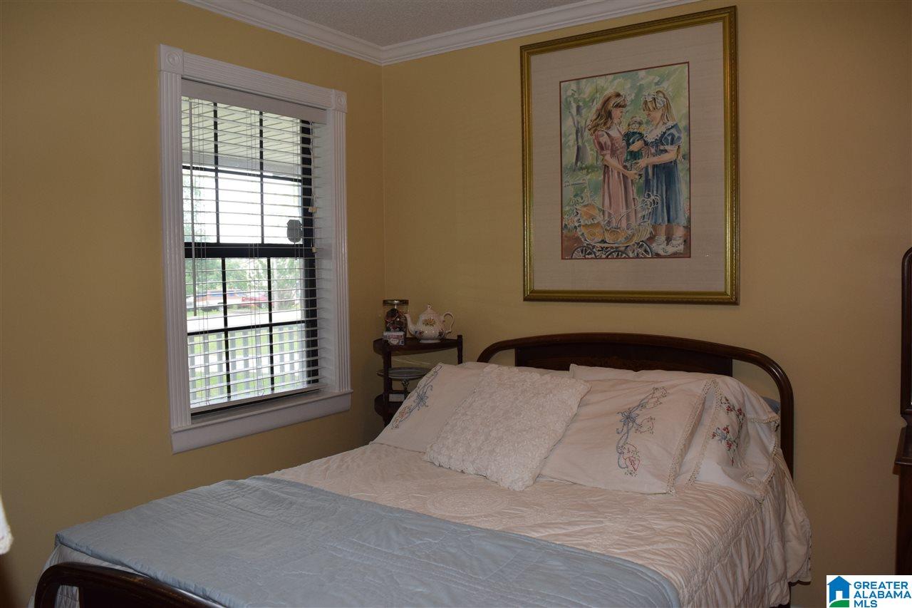 831 Spring Trail Warrior, AL 35180 - Photo 33 of 44