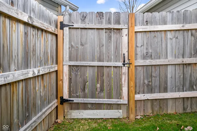 $244,900 | 2002 Falcon Court, Franklin, IN 46131