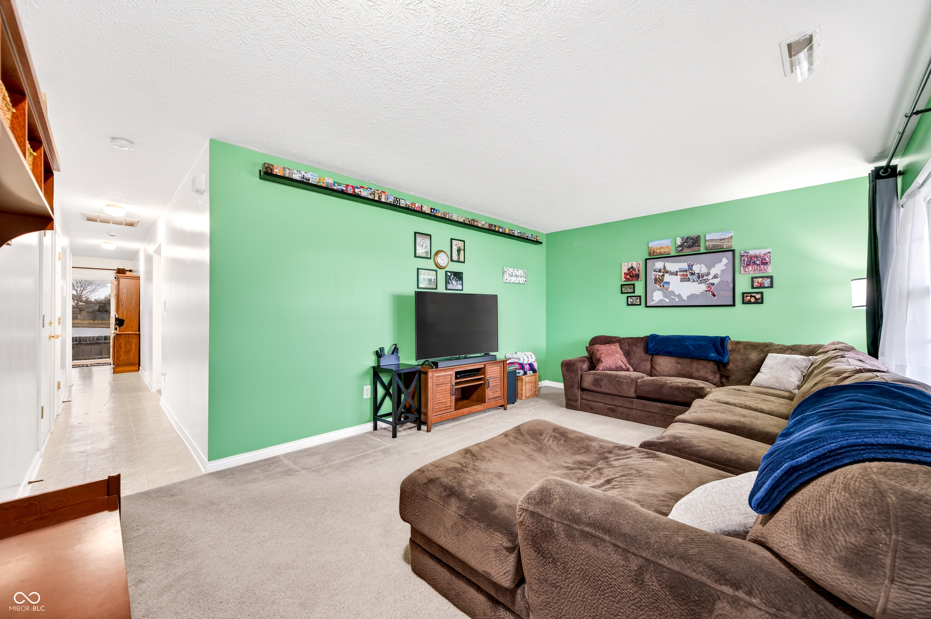 2002 Falcon Court Franklin, IN 46131 - Photo 7 of 47