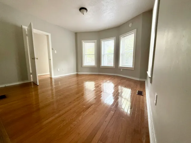 $2,250 | 700 Winchester Avenue, New Haven, CT 06511