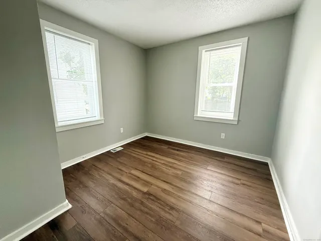 $2,250 | 700 Winchester Avenue, New Haven, CT 06511