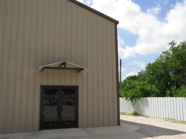 $900 | 12069 Joyce Lane, Unit 8, Roanoke, TX 76262