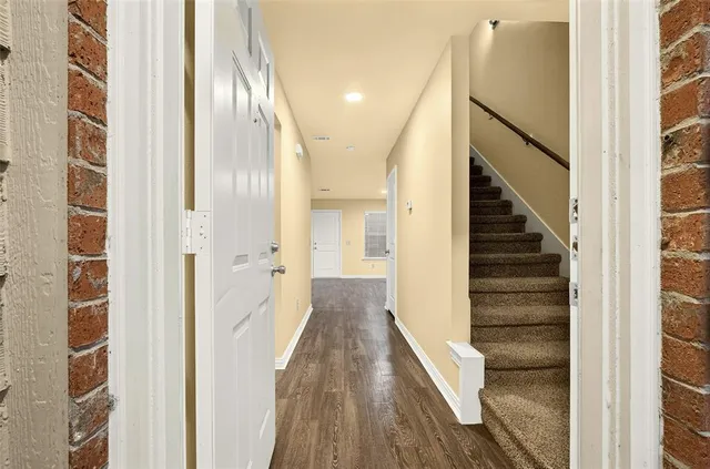 $1,695 | 1716 South Waco Street, Van Alstyne, TX 75495