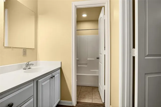 $1,695 | 1716 South Waco Street, Van Alstyne, TX 75495