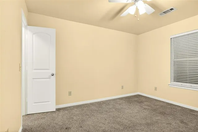 $1,695 | 1716 South Waco Street, Van Alstyne, TX 75495