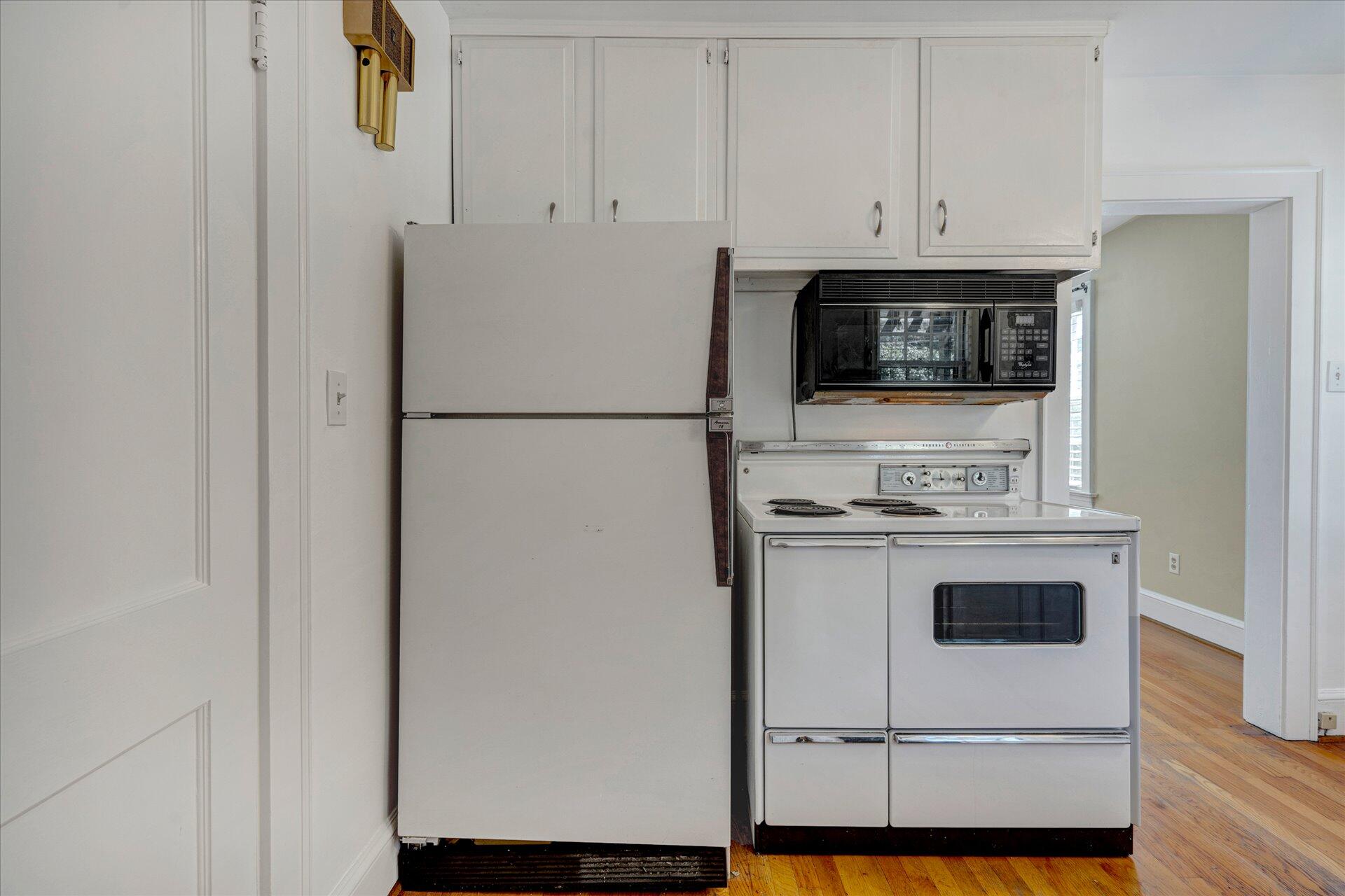 1715 Devon Road Southwest Roanoke, VA 24015 - Photo 14 of 38 11-DSC8327