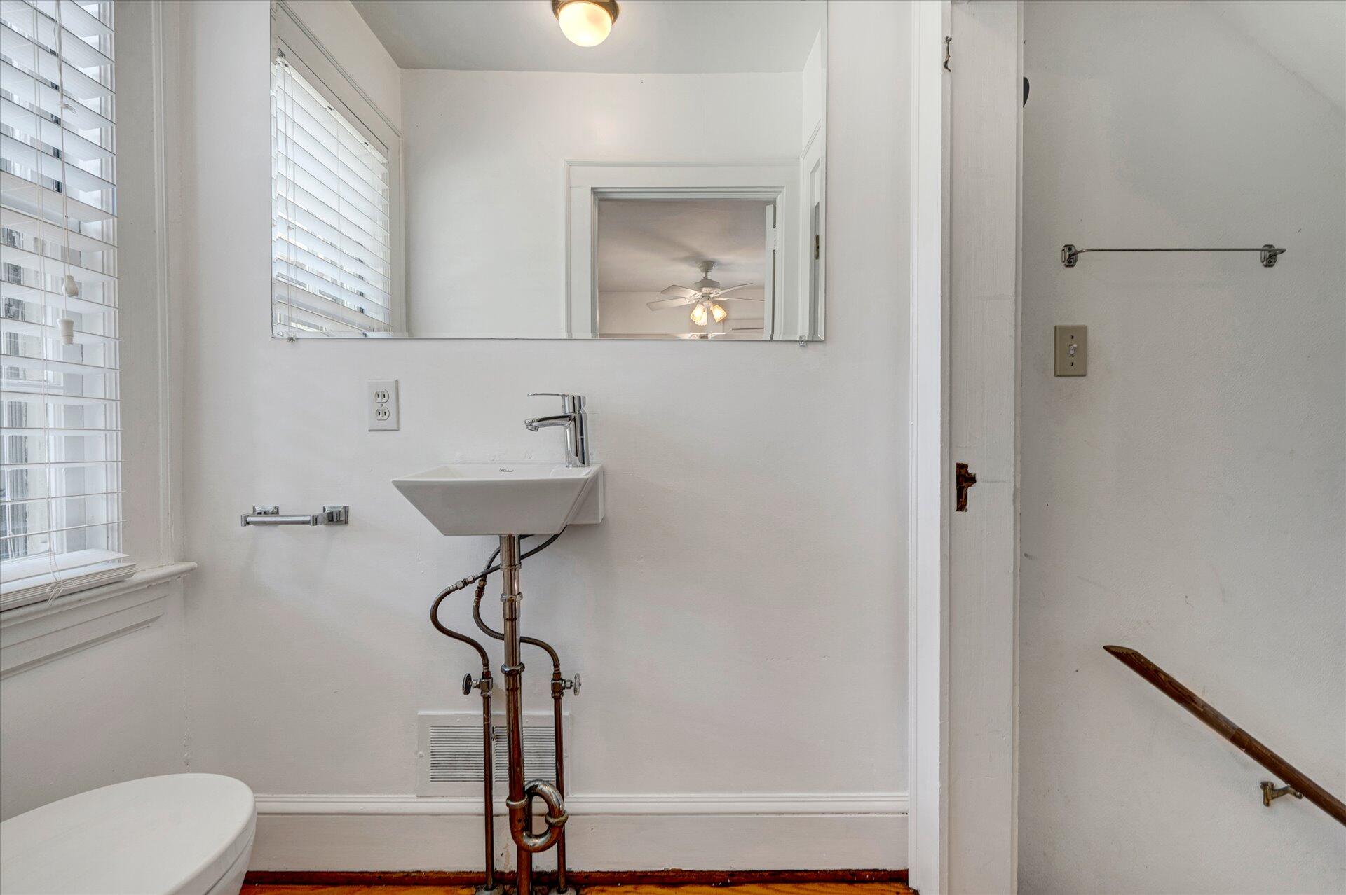 1715 Devon Road Southwest Roanoke, VA 24015 - Photo 15 of 38 12-DSC8330