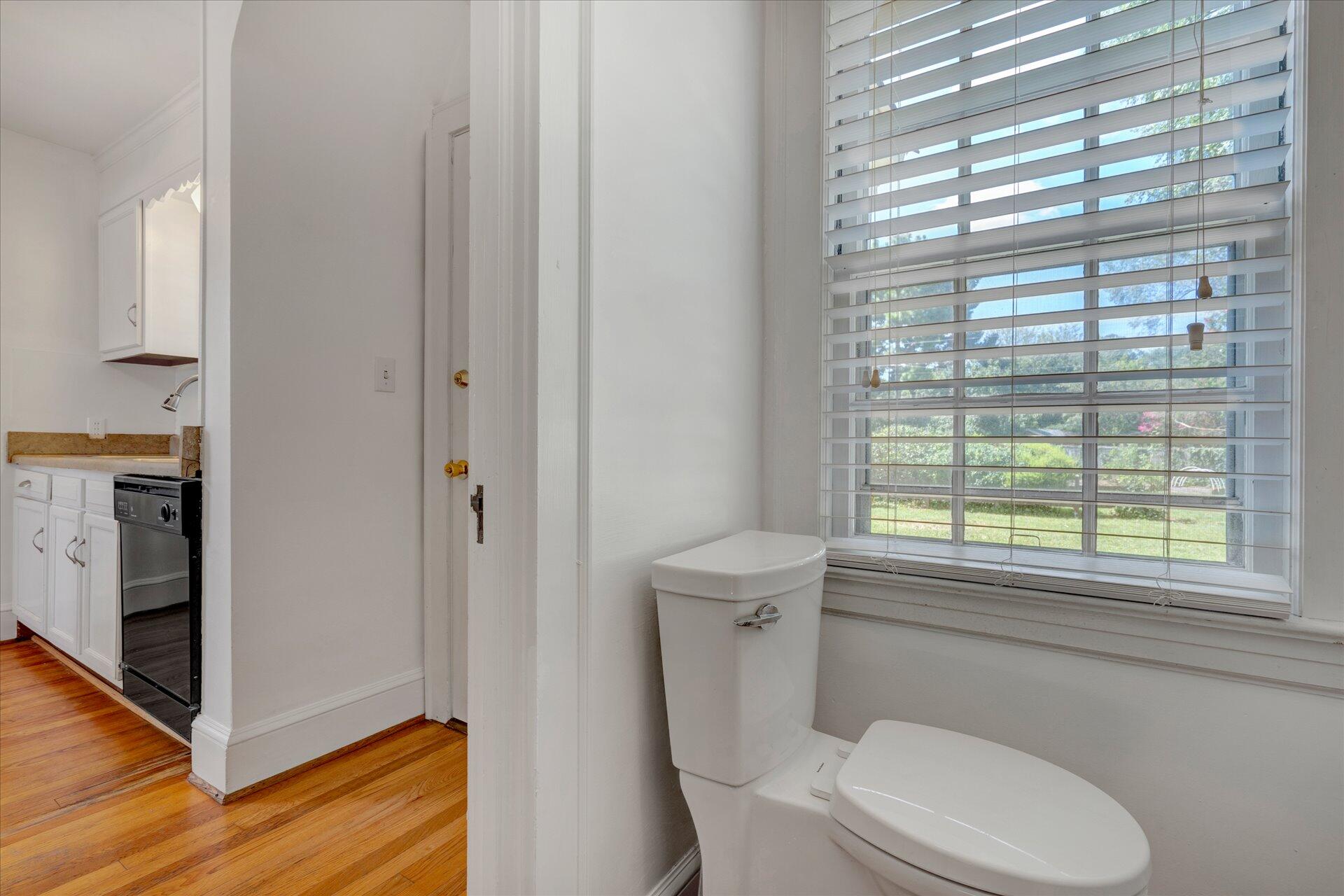 1715 Devon Road Southwest Roanoke, VA 24015 - Photo 16 of 38 13-DSC8333