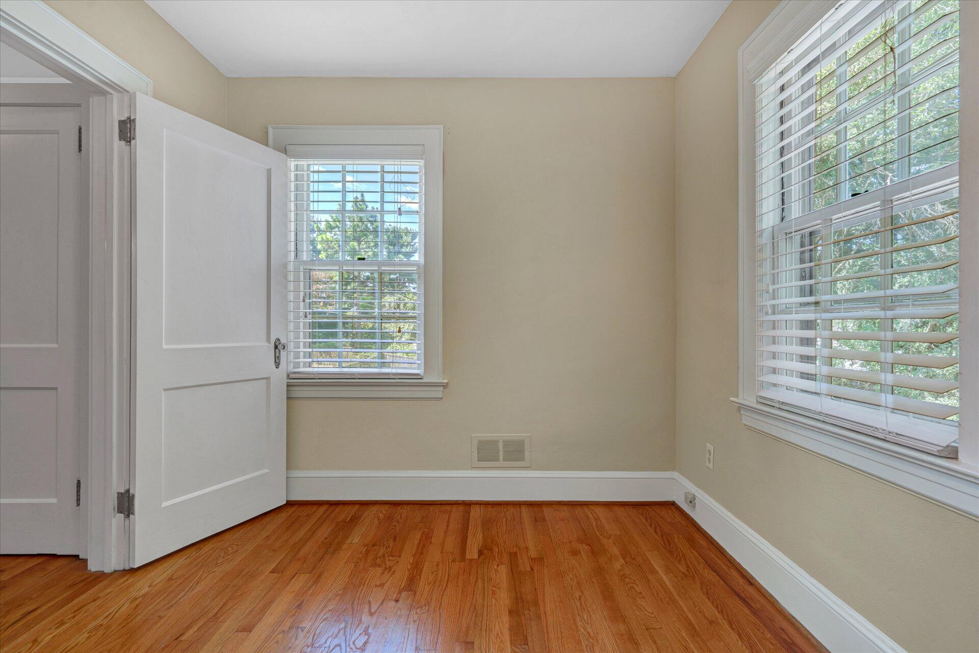 1715 Devon Road Southwest Roanoke, VA 24015 - Photo 18 of 38 15-DSC8384