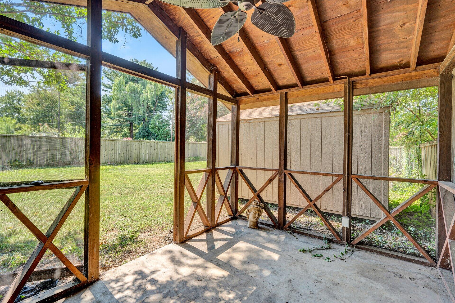 1715 Devon Road Southwest Roanoke, VA 24015 - Photo 34 of 38 31-DSC8372