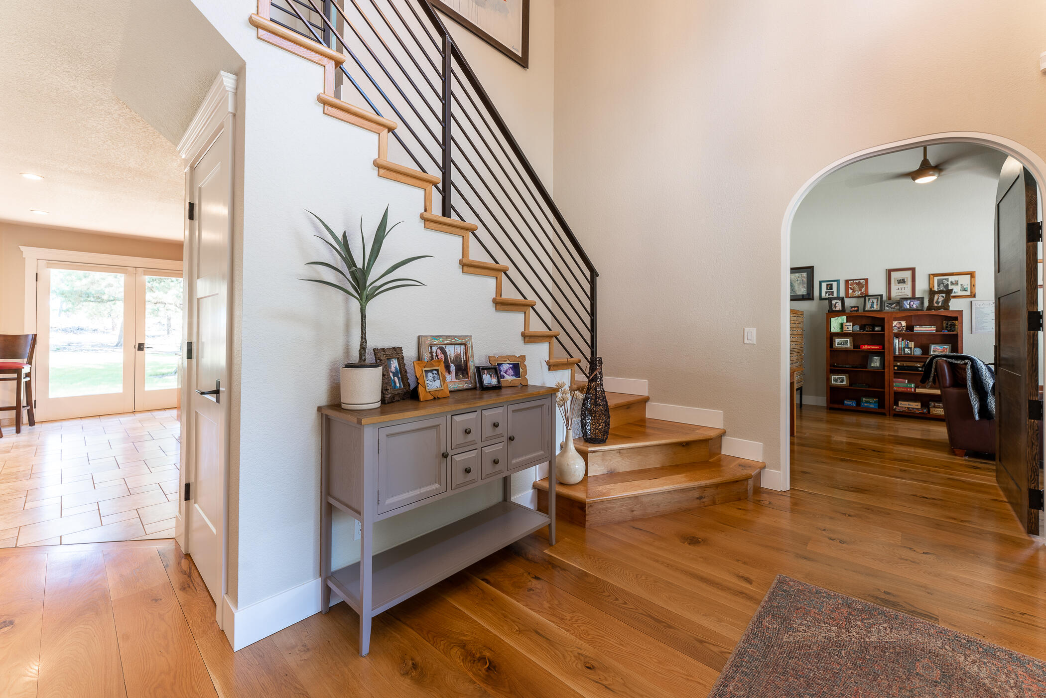 64300 Crosswinds Road Bend, OR 97703 - Photo 6 of 61 Entryway, as you enter the front door. Office or den to the right, kitchen and living room are straight ahead