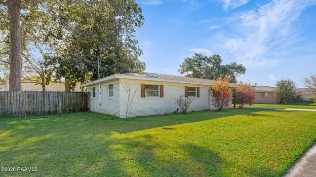 $179,900 | 100 Birch Drive, Lafayette, LA 70506