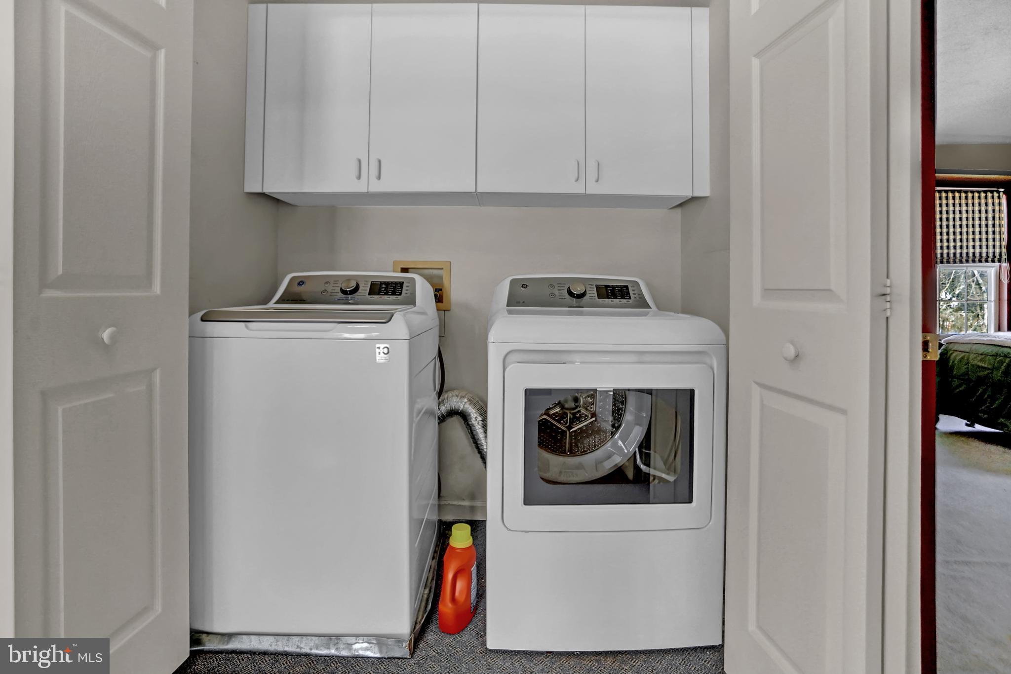 501 Knight Road Gettysburg, PA 17325 - Photo 32 of 37 a utility room with dryer and washer