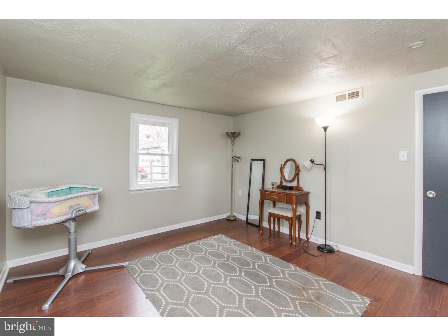 1298 Clyde Road Warminster, PA 18974 - Photo 12 of 21 Bedroom 3