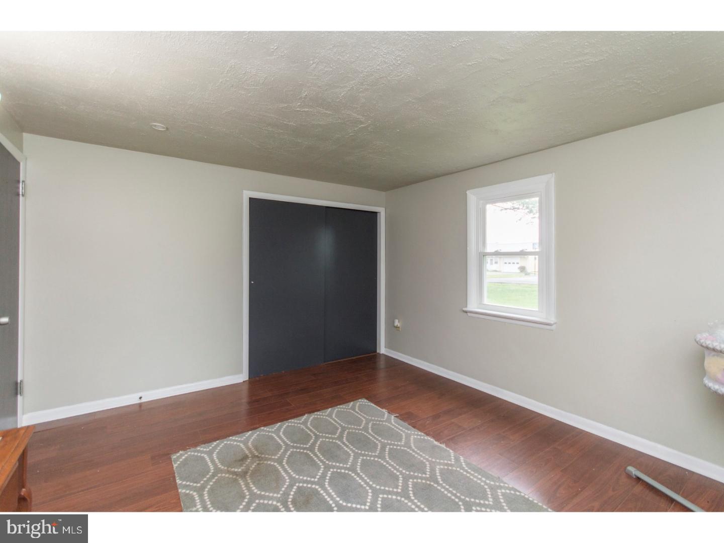 1298 Clyde Road Warminster, PA 18974 - Photo 13 of 21 Bedroom 3