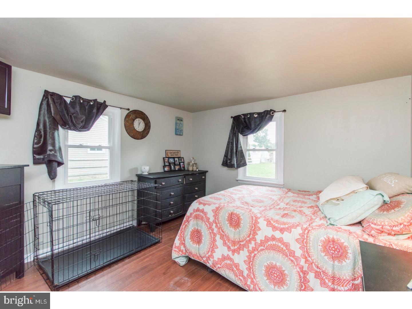1298 Clyde Road Warminster, PA 18974 - Photo 16 of 21 Bedroom - Main