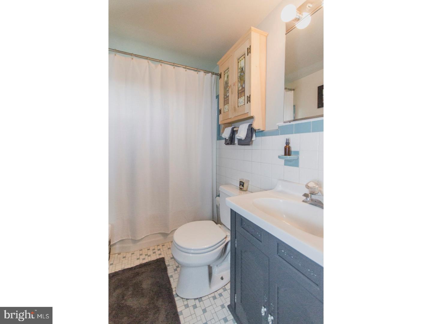1298 Clyde Road Warminster, PA 18974 - Photo 9 of 21 Bathroom