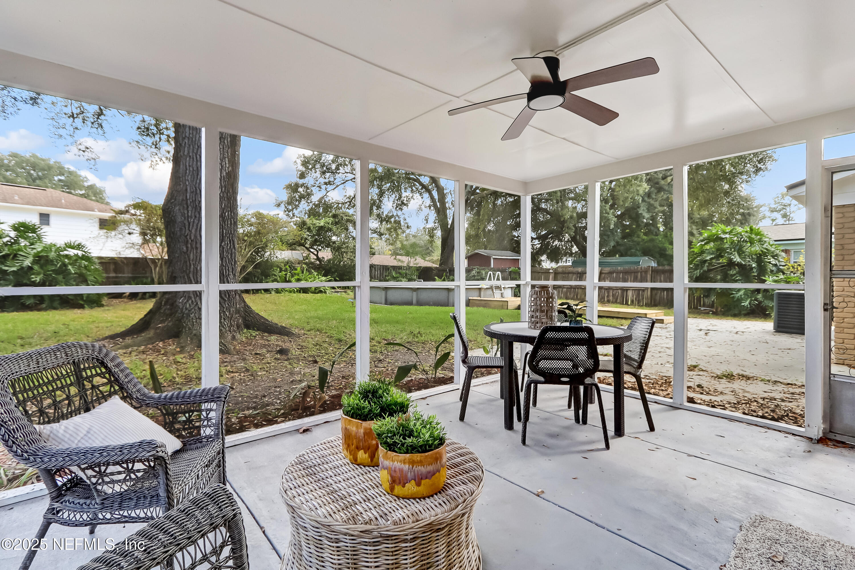 8837 Runnymeade Road Jacksonville, FL 32257 - Photo 3 of 55 a dining room with furniture water view and a ocean view