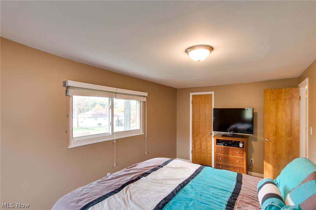 4928 Fairlawn Road Cleveland, OH 44124 - Photo 23 of 29 and kiss me good night...