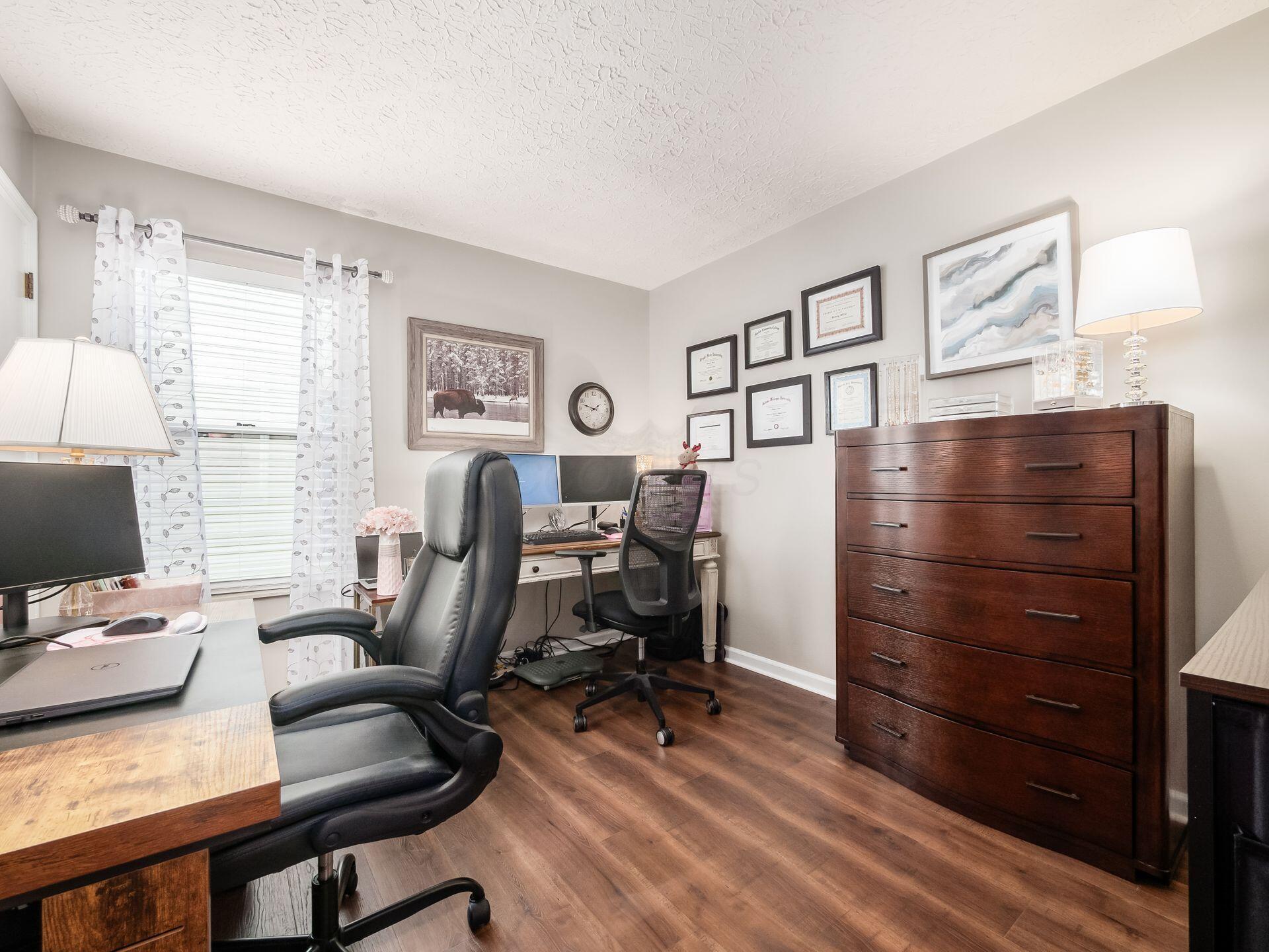 2568 Windflower Road Hilliard, OH 43026 - Photo 27 of 36 3rd Bedroom/Office
