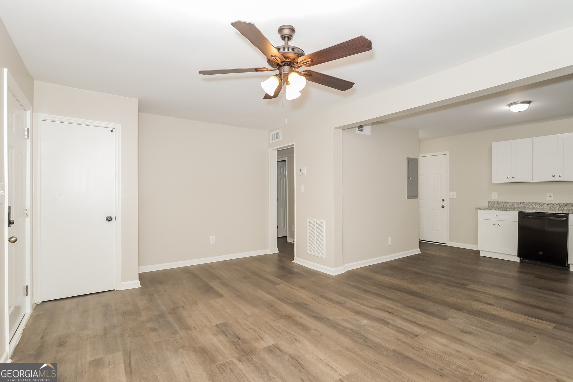 66 Seminole Road Northeast Cartersville, GA 30121 - Photo 3 of 15