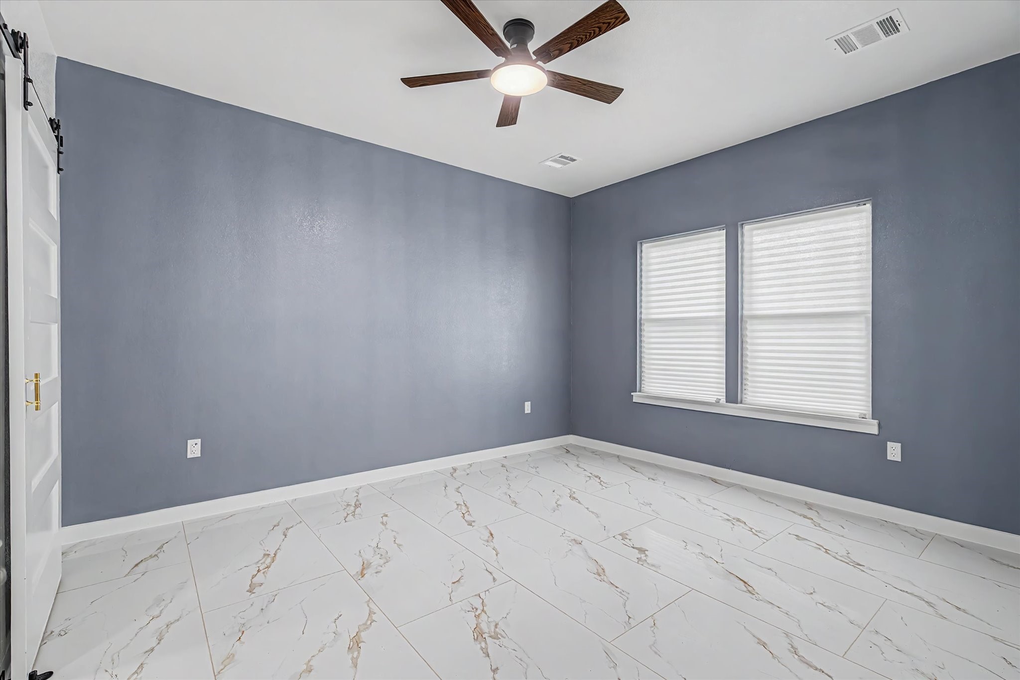 5919 Rietta Street Houston, TX 77016 - Photo 16 of 32 Bedroom 1