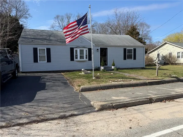 $449,000 | 247 School Street, North Kingstown, RI 02852