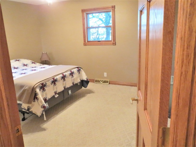 377 Penrose Road Dixon, IL 61021 - Photo 12 of 25 Gallery Image 12