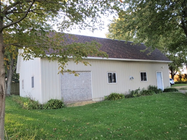 377 Penrose Road Dixon, IL 61021 - Photo 21 of 25 Gallery Image 21