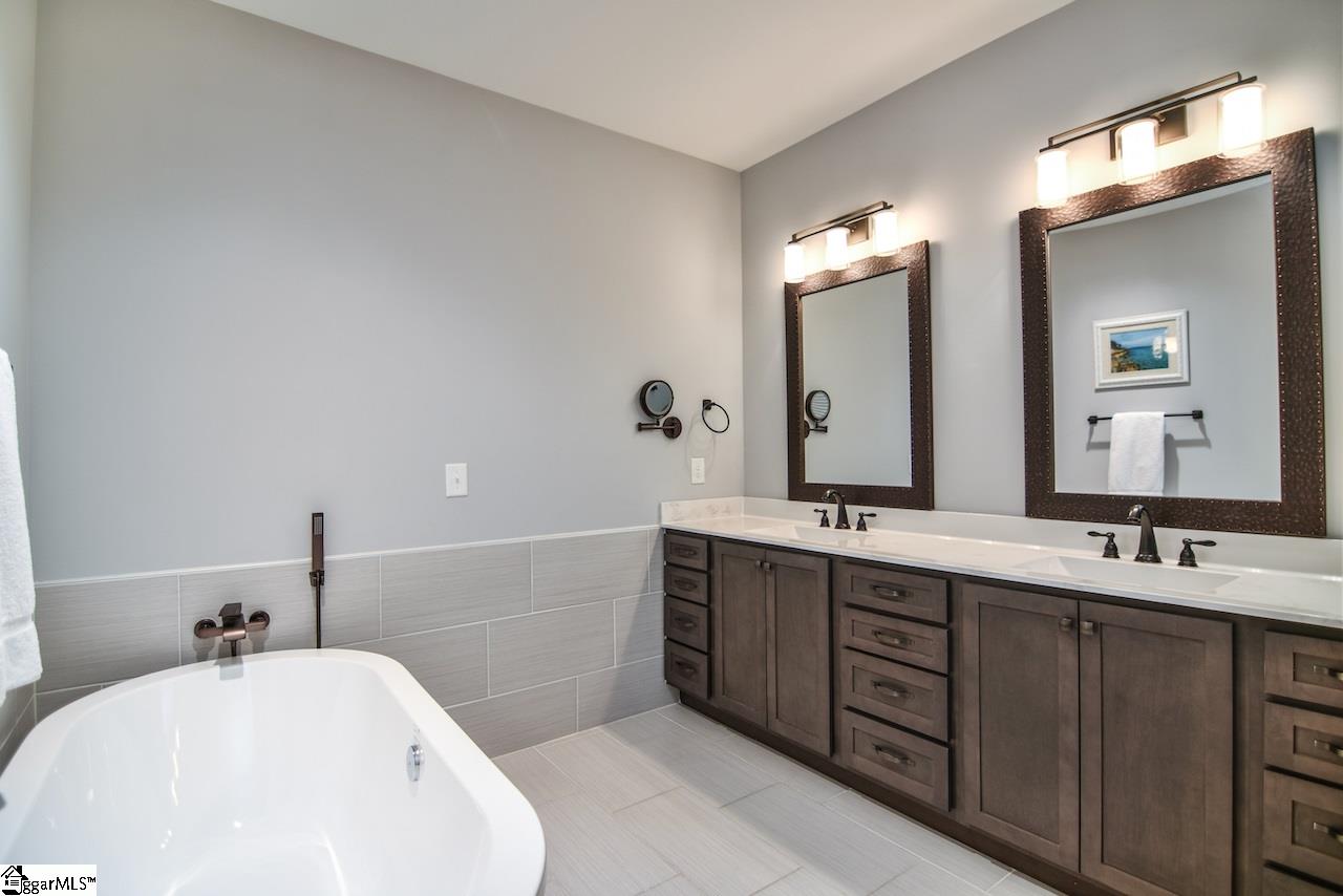 8 Spaar Lane Simpsonville, SC 29680 - Photo 15 of 35 Gallery Image 15