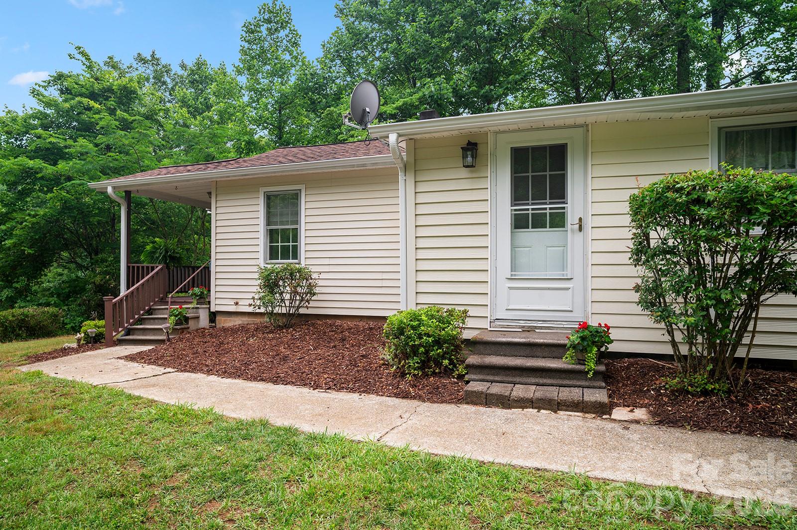 825 Gallimore Road Flat Rock, NC 28731 - Photo 10 of 41