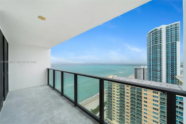 $4,300 | 2301 South Ocean Drive, Unit 2507, Hollywood, FL 33019
