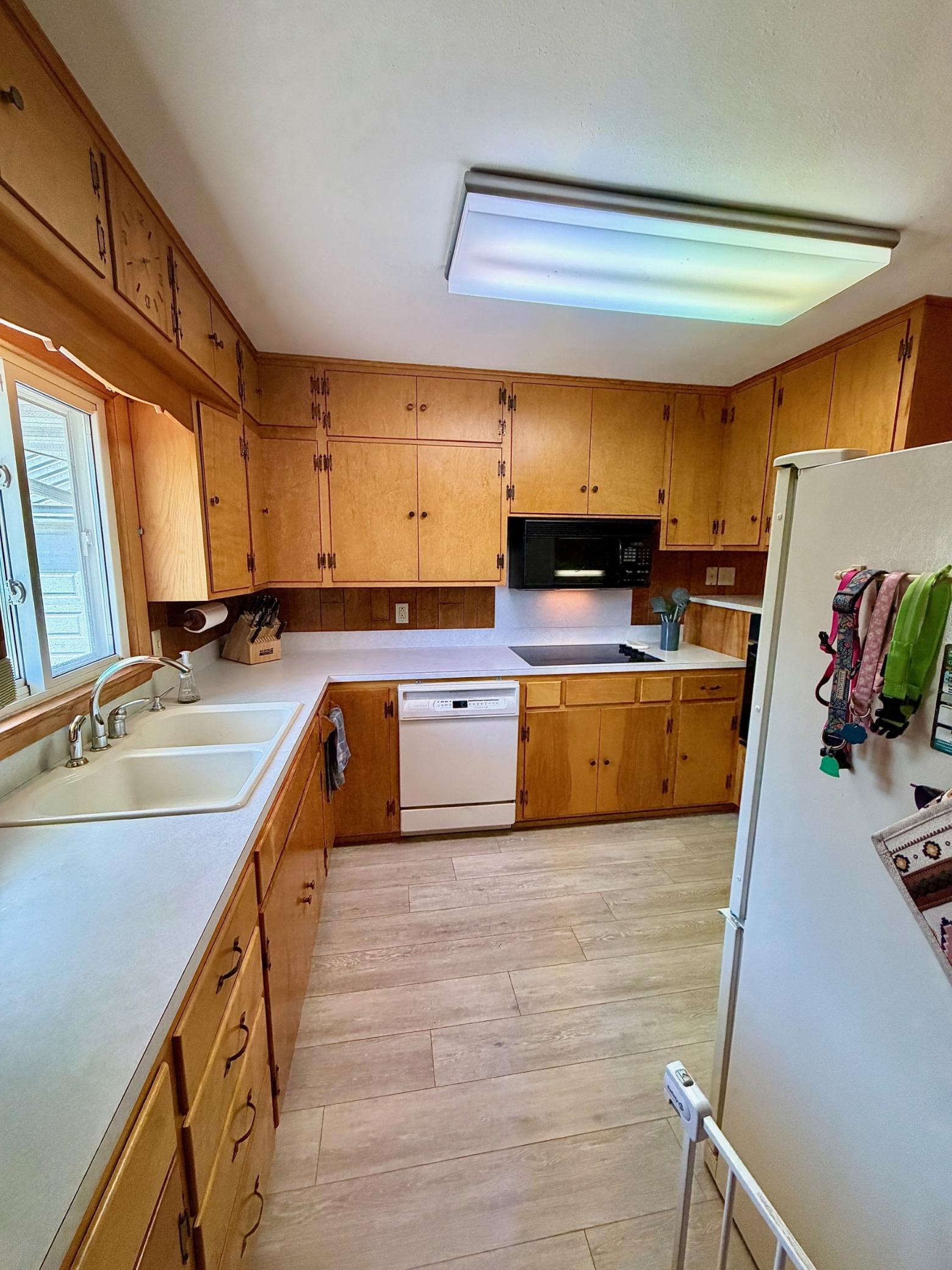 457 Division Street Gaylord, MN 55334 - Photo 8 of 44
