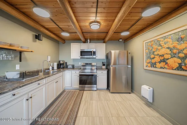 $749,000 | 607 Shady Lane, Irwin, ID 83428