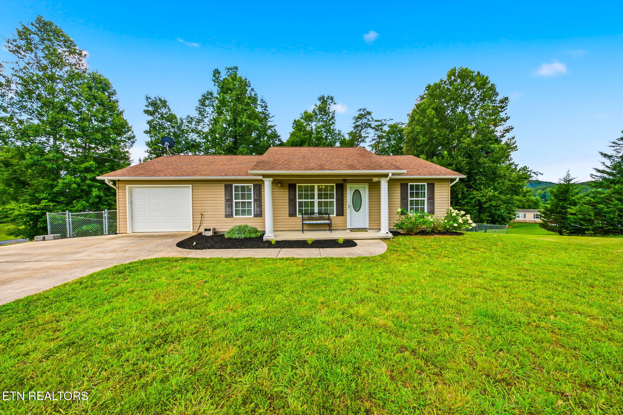 111 Agape Lane Heiskell, TN 37754 - Photo 1 of 29 1-web-or-mls-111-Agape-Ln-Heiskell-TN-1