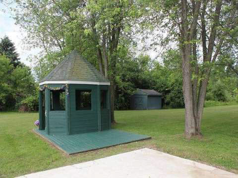 4333 North Webster Road Flushing, MI 48433 - Photo 14 of 30 20404878-13.JPG
