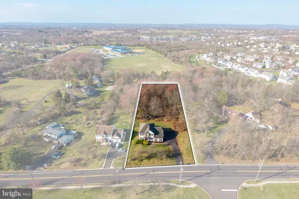 $775,000 | 80 Graterford Road, Schwenksville, PA 19473