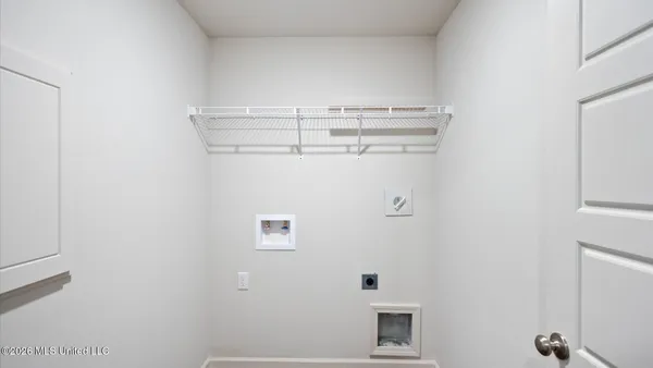 $289,900 | 228 Raulston Drive, Byram, MS 39272