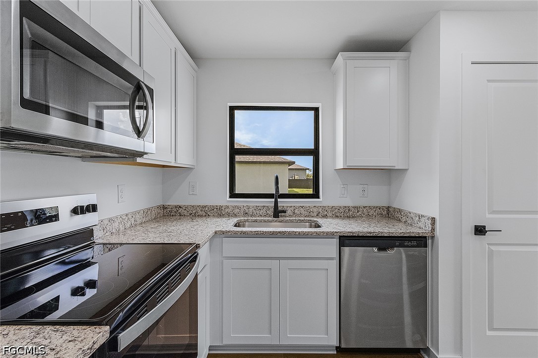 722 Goldrock Road Lehigh Acres, FL 33974 - Photo 9 of 16