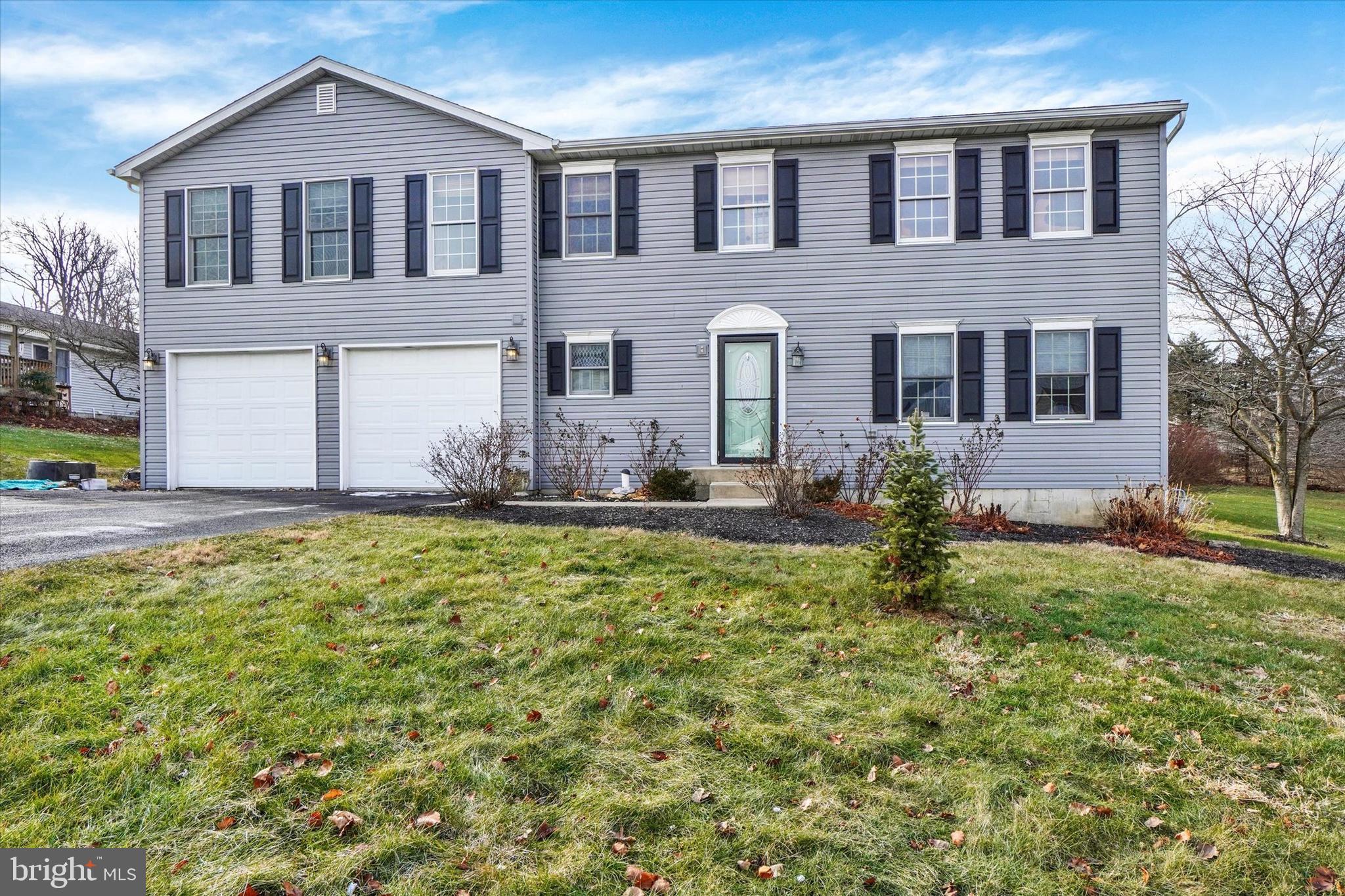 3 Harrison Road New Freedom, PA 17349 - Photo 2 of 28 2 car garage