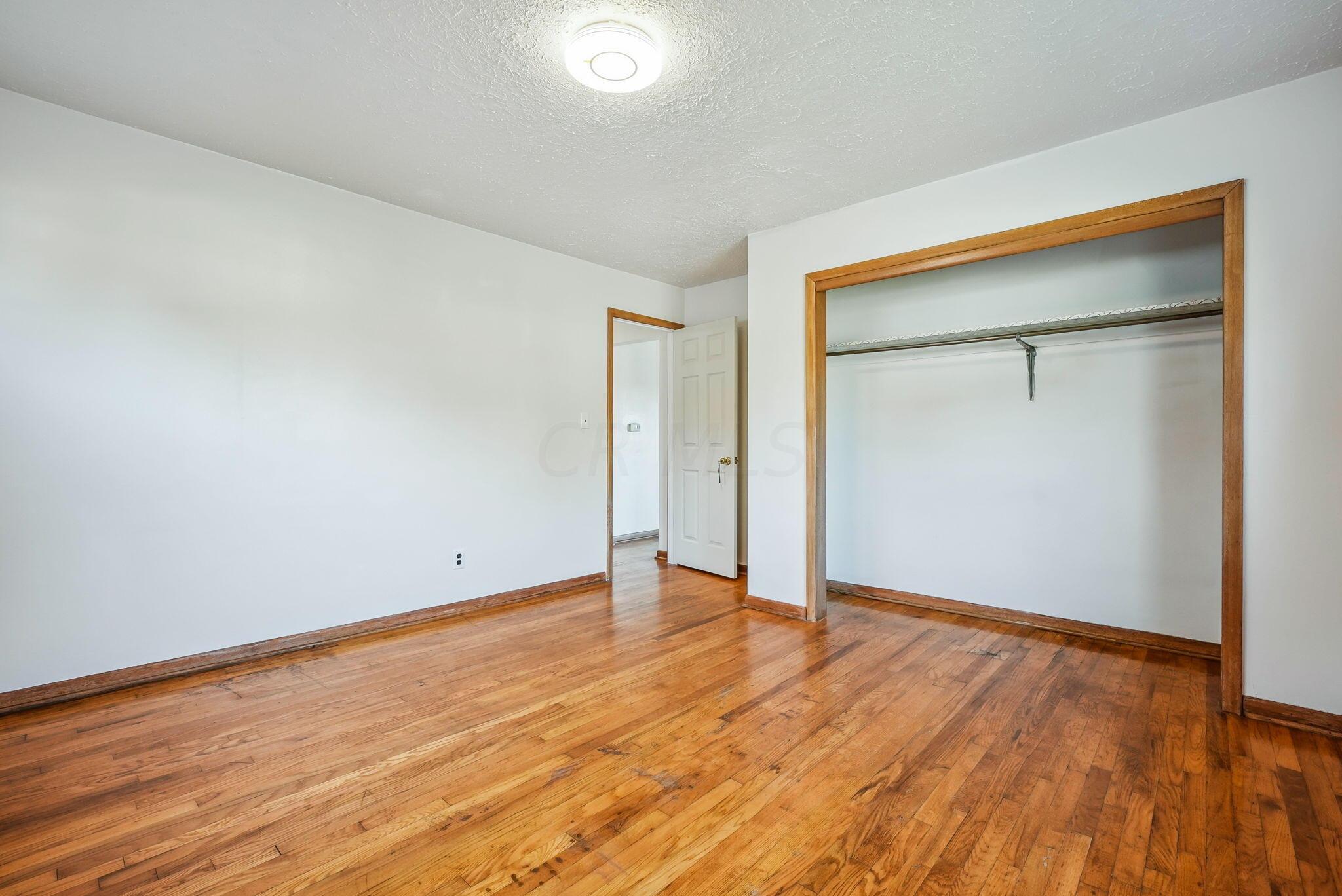 1611 Sale Road Columbus, OH 43224 - Photo 19 of 33 13-web-or-mls-1611-sale-rd