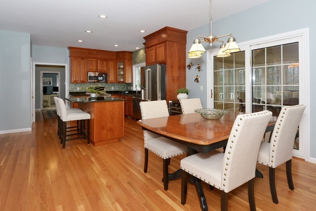 29 Huckleberry Road Hopkinton, MA 01748 - Photo 13 of 42 Gallery Image 13